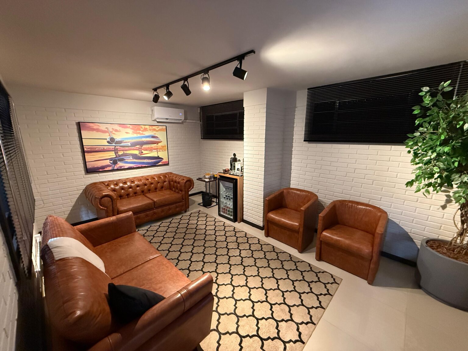 WhatsApp Image 2025-11-07 at 09.50.42